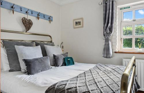 Beryas Cottage - Fireplace - Free Parking & WiFi - Pet Allowed - Foto 13