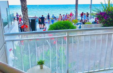 Blue house 1ª linea playa - Foto 2