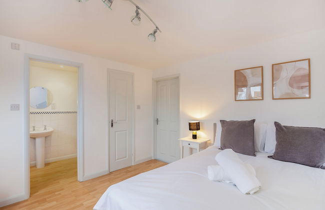 Spacious 3BD with Large Garden in Aynho - Foto 4