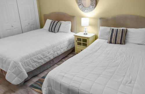 SMP 208 - Stunning 3 Bedroom Beachfront Condo! - Foto 21