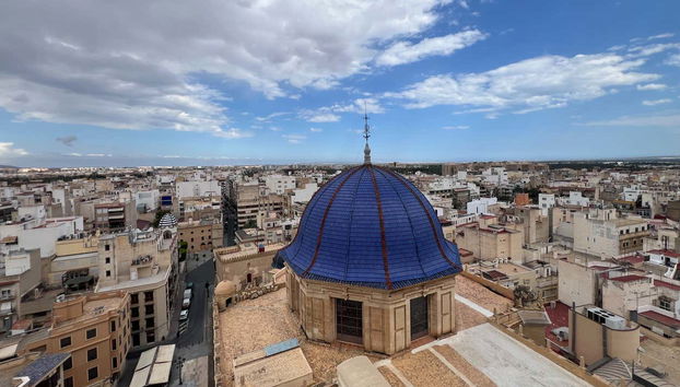 Vue aérienne sur la coupole de la basilique Santa Maria