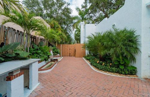 Garden Oasis in Flamingo Park - Foto 12