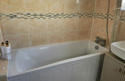 2 Bed Cottage Retreat Windsor, Slough and Legoland - Foto 16