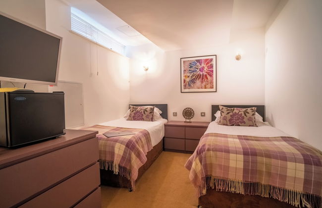 Pod Rooms - Nell Gwynn House Apartments - Photo 21