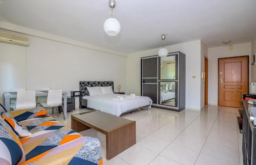 Cozy 'koukou' Discrete Apartment in Orestiada - Foto 7