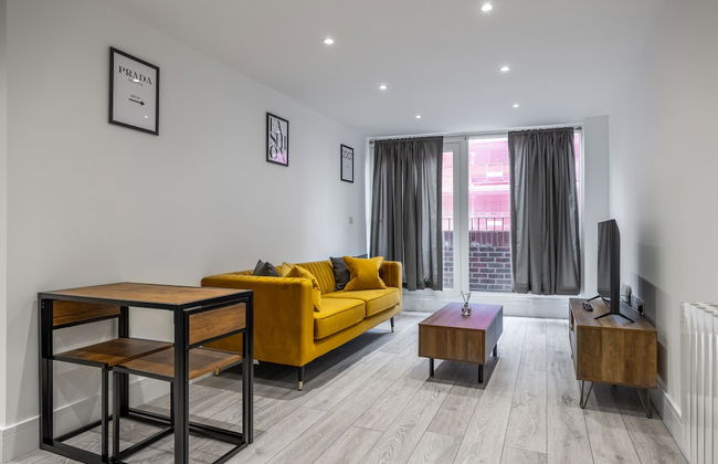 Remarkable 2-bed Apartment in Camberley - Foto 20