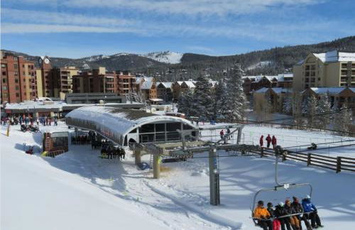 NEW! Marriott Slope View Ski in Ski out Luxury Studio Sleeps 4 Full kitchen, Amenities & Fee Parking - Foto 8