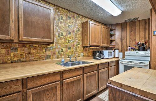 Rogers Cabin with Direct Access to Beaver Lake! - Foto 10