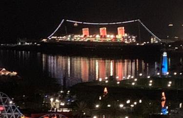 Your Penthouse Ocean view with City lights and Queen Mary too - Foto 66