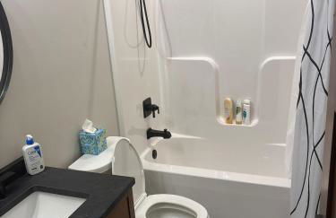 Custom Luxury Rambler in Highland Hills - Foto 17