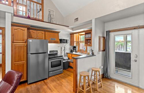 Cozy Townhome Near UF Campus - Foto 20