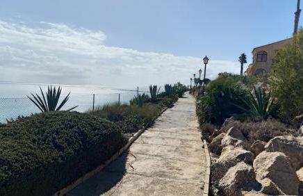 Between the sky and the sea - Foto 10