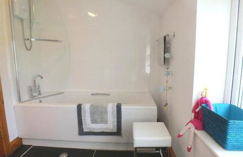 Gwndwn Gwyn - Photo 11