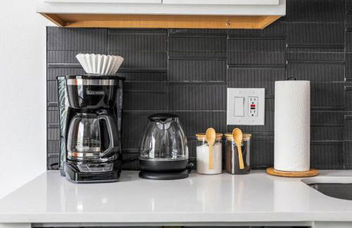 Near Medical District Walkable to Oak Lawn Bars - Foto 10