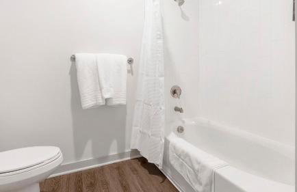 Landing Stunning 1BD Pool Clubhouse - Foto 37