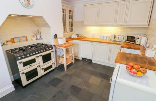 Castle School House - Photo 6