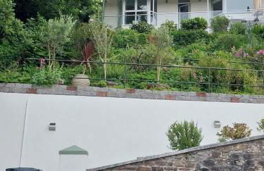 Cosy Home on the Waterfront Private Parking - Foto 26