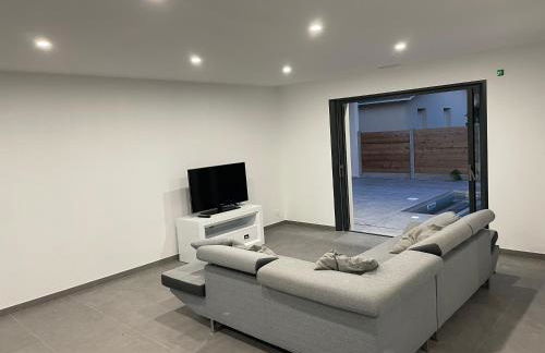 MAISON moderne avec piscine chauffée - Foto 8