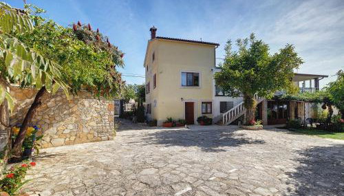 Preiswerte und schöne Ferienwohnung mit Pool, WLAN, Terrasse und Grill - Foto 3