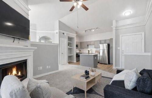 North Dallas 1BR Escape Modern Design Amenities - Photo 4