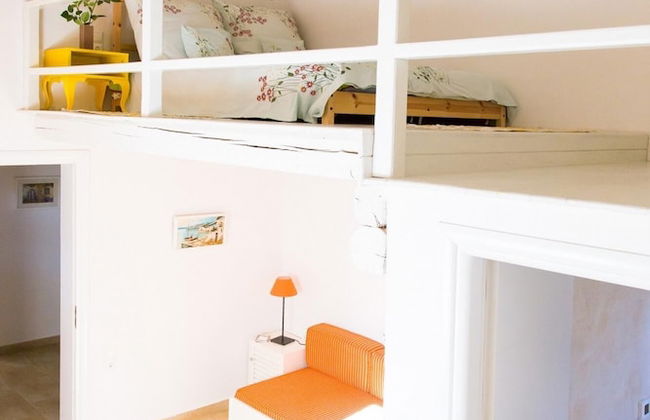 Seafront Luxury Villa w 5-en Suite BR BBQ - Photo 6