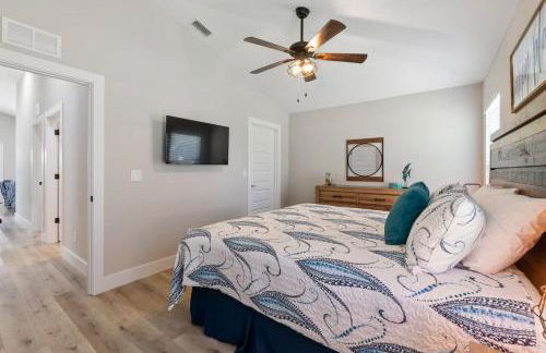 SunRay Cottage - Minutes to Downtown & Beaches - Foto 10