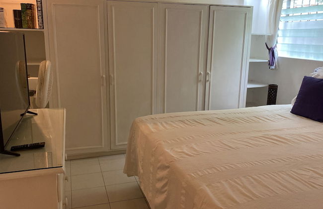 Barbados Chi Guest House - Photo 13