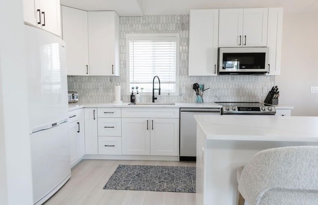 The Oxen - Dt Home w Putting Green and Tons of Parking - Photo 17