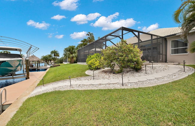 Sunshine Escape by Distinctive Beach Rentals - Photo 12