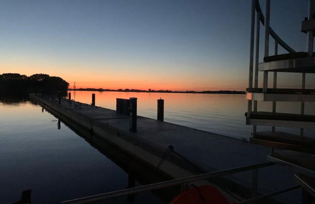 Houseboat Sneekermeer With Sun Deck - Foto 17