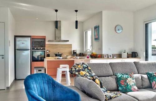 Villa ELISA Piscine Intérieure partagée chauffée à 29 degrés à 100m de la plage - Foto 18