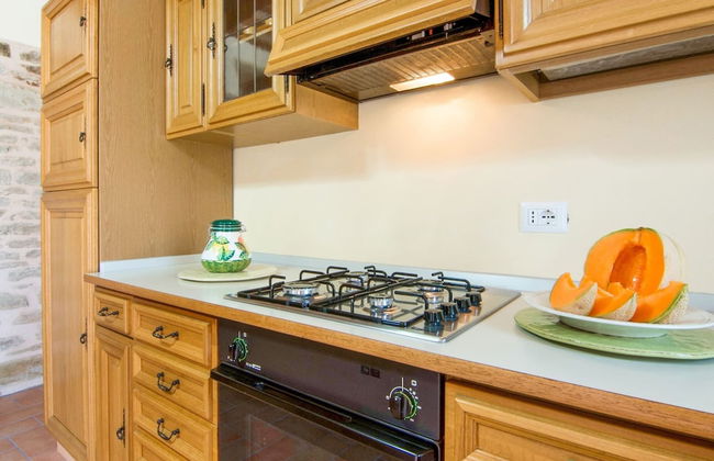 Holiday Home in Citta di Castello With Pool - Photo 9