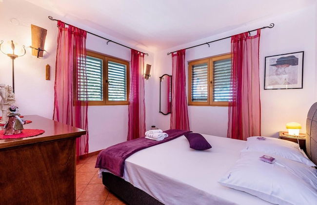 Villa Belezza Sleeps 8 With Pool - Foto 5