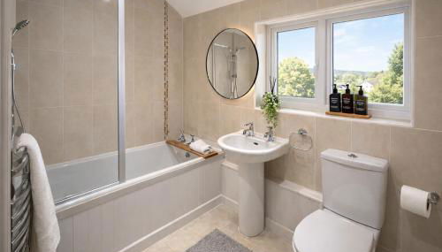 Sleeps 8 Four Bed Contractor Group House Corby Parking - Photo 2