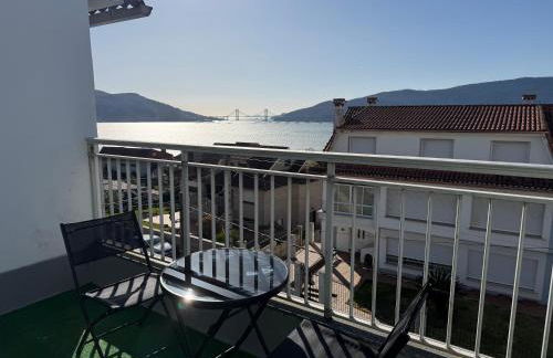 Casa VOL - Piso 2 Terraza con vistas a la Ría, Camino Portugués - Foto 12