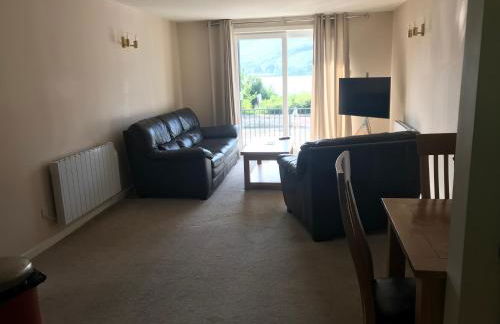 Borrodale, one bedroom apartment with balcony and loch view. - Photo 15