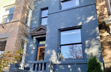Heart of Mount Pleasant - with parking - Foto 4