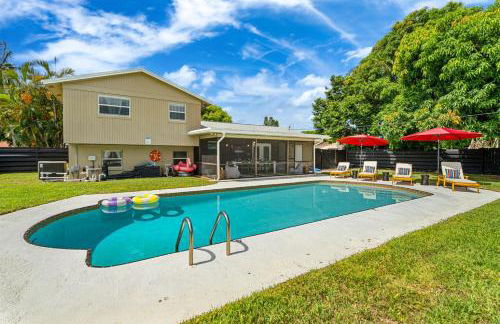 Your own 5BR Private Oasis! wPrivate PoolPickleball - Photo 6