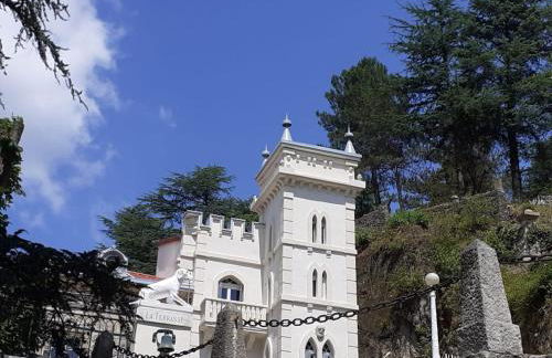 Gîte du vigneron à La Terrasse piscine local vélos - Photo 2