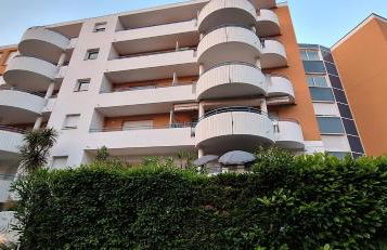 Charmant Appartement résidentiel avec Terrasse, Jardin Privatif et Piscine à Cannes - Foto 33