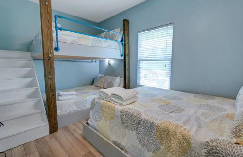 Serenity found King Bed Near Beach Three Little Birds - Foto 16