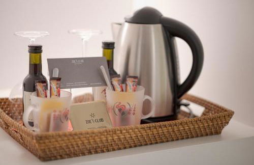 Zoe's Club - Photo 31