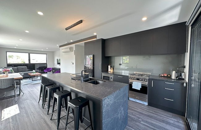 Royal Residency - Photo 14