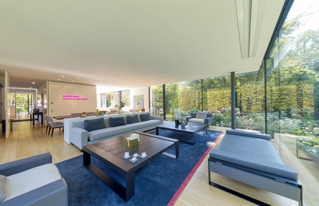 The Glass Manor - Photo 26