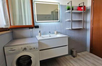 Bilocale con Terrazzo Milano-Forum-M2-Humanitas e WiFi - Foto 13