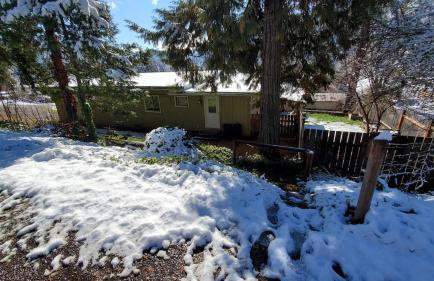 Panoramic View 2br on Hill in Uptown Oakridge - Foto 28