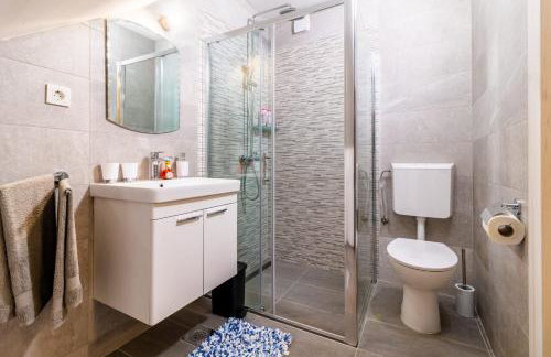 Studio apartman Mirela Kaštel Štafilić - Foto 14