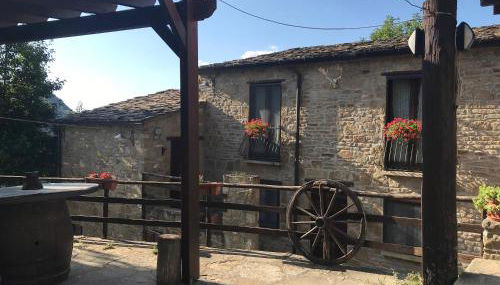 Agri Grotta dell'Eremita - Photo 1