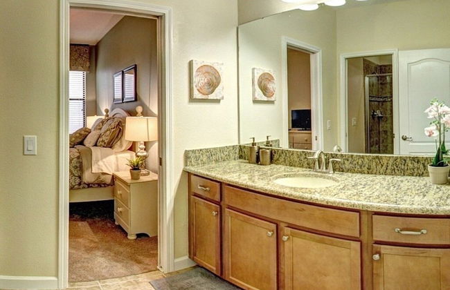 Cozy Pool 4 Bed Home With Spa 4 Bedroom Home by RedAwning - Foto 9