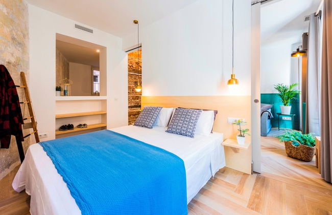 Be Mate Gran Vía Suites - Photo 13